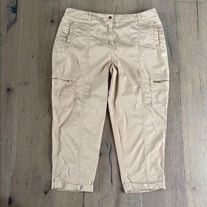 Chico's Light Beige Capri Pants